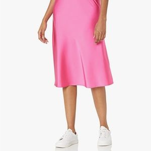 The drop hot pink silky slip skirt